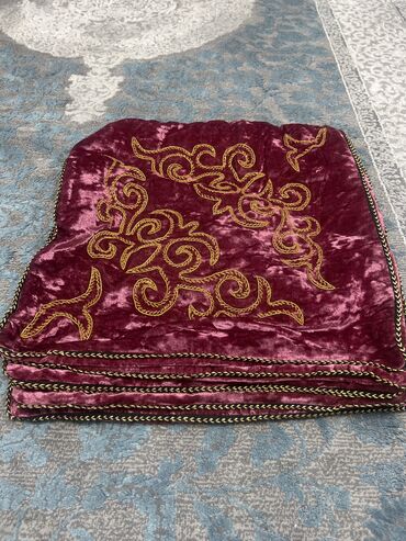 Текстиль: Чехлы подушки 6 шт 
С бисером