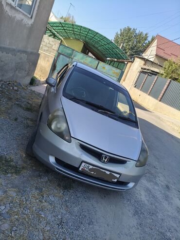 5д полики и авточехлы бишкек фото: Honda Fit: 2003 г., 1.3 л, Вариатор, Газ, Хетчбек