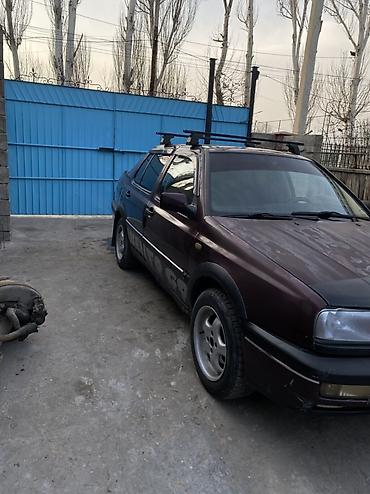 devo matiz: Volkswagen Vento: 1996 г., 1.8 л, Механика, Бензин, Седан — 2