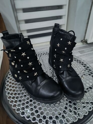 salonke 35 broj: Ankle boots, 37