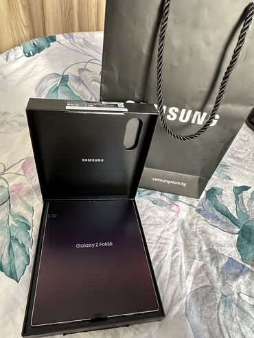 купить samsung z fold 3: Samsung Galaxy Fold, Новый, 512 ГБ, цвет - Серый, eSIM, 1 SIM