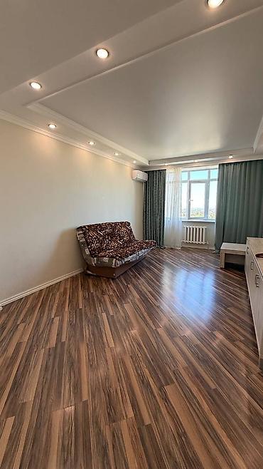 Продажа квартир: 2 комнаты, 74 м² — 11