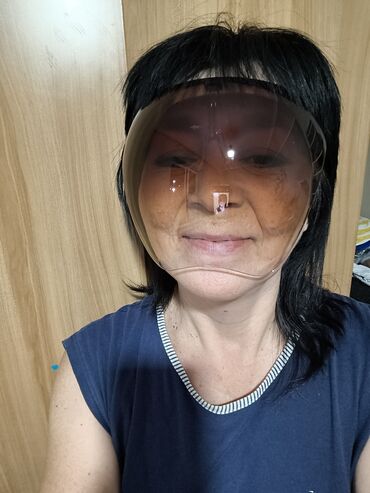 Наборы украшений: Набор бижутерии и аксессуаров Состав: - Брошь в форме пера — 18