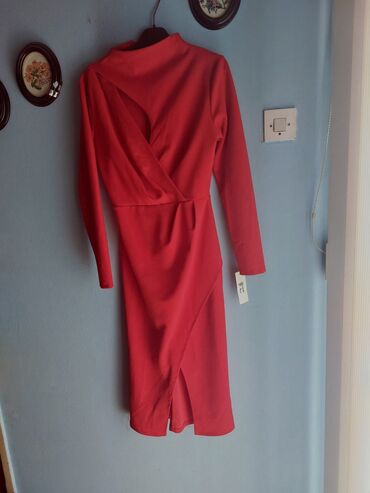 Ostala ženska odeća: Lot ženske odeće – 4 komada 1) Duga haljina, bež/nude ton - Dugi — 47