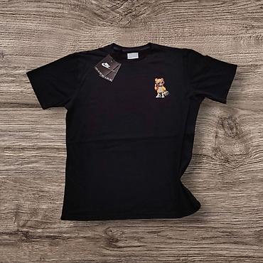 Majice: Slim majice
M l xl 2xl 
1250din 🕷️🌀🌀 — 19