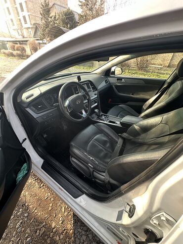 Hyundai: Hyundai Sonata: 2019 г., 2 л, Автомат, Газ, Седан — 9