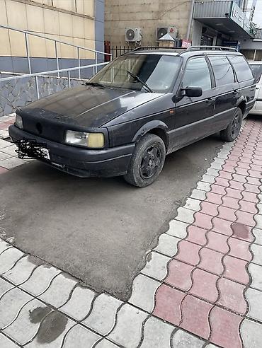 Volkswagen Passat Variant: 1992 г., 1.8 л, Механика, Бензин, Универсал
