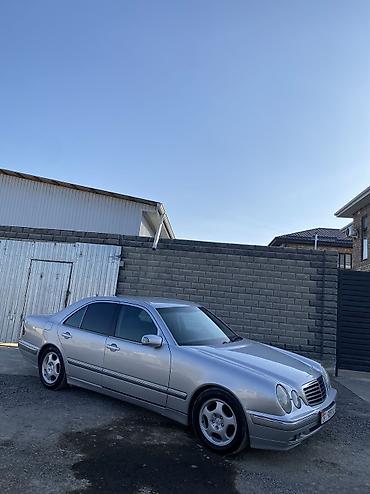 а 190: Mercedes-Benz E-Class: 2000 г., 2.2 л, Автомат, Дизель — 1