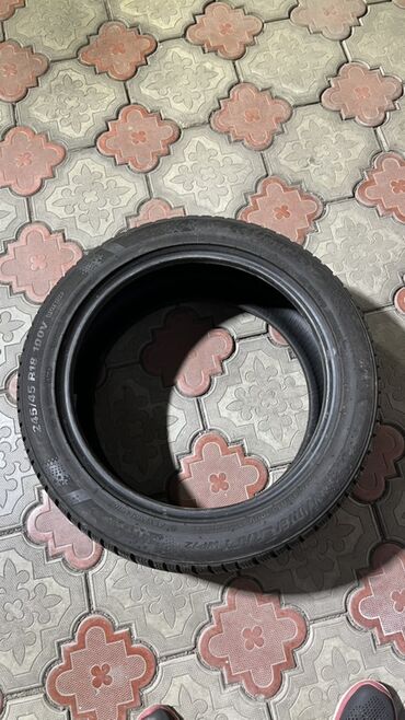 Шины: Шины 245 / 45 / R 18, Зима, Б/у, Комплект, Kumho