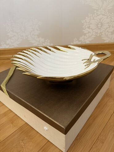 бабочки для декора: Dekorativ keramika boşqab - Material: keyfiyyətli keramika - Rəng: ağ