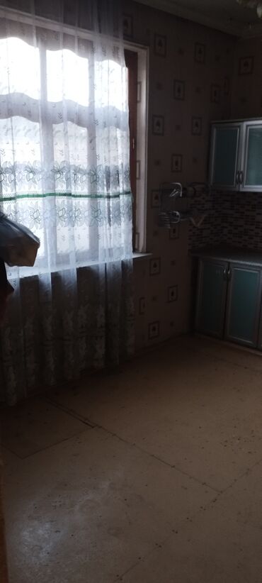 Həyət evləri və villaların satışı: 3 otaqlı, 100 kv. m, Kredit yoxdur, Orta təmir — 17