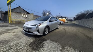 Toyota: Toyota Prius: 2016 г., 1.8 л, Вариатор, Гибрид, Хэтчбэк