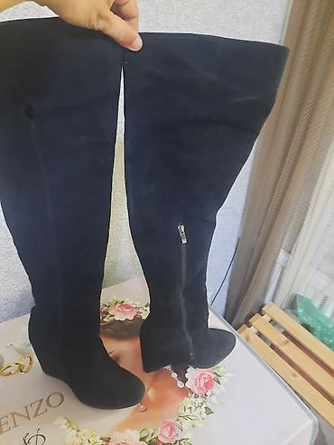 Брюки: Джинсы, штаны под кожу, рубашка. каждая вещь по 400с. состояние — 14