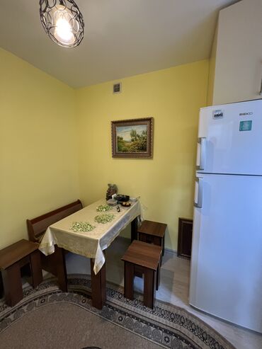 Köhnə tikili: Bakı, Bakıxanov qəs., 2 otaqlı, Köhnə tikili, m. Neftçilər, 50 kv. m — 24