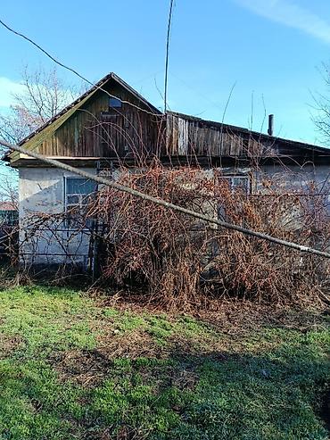 Продажа коттеджей и домов: Продается дом. Жил массив Достук 2 комнаты. S=46m2 участок 5.46 — 9