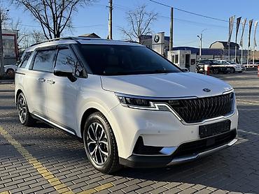 Kia: Kia Carnival: 2021 г., Минивэн — 1