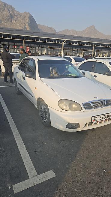 Daewoo: Daewoo Lanos: 2000 г., 1.5 л, Механика, Бензин, Седан — 1