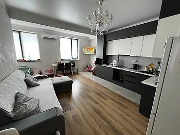 Продажа квартир: 2 комнаты, 59 м², 7 мкр Элитка, 7 этаж, Евроремонт — 1