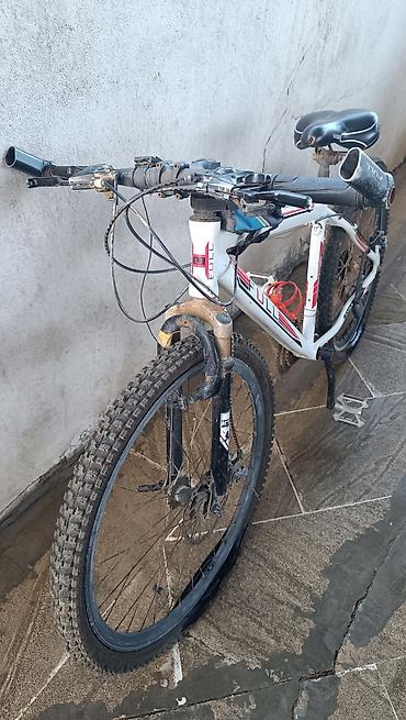 velpsiped: Dağ velosipedi – Full brendi, 26" təkərlər Vaxt ilə 500 manata alınıb — 2