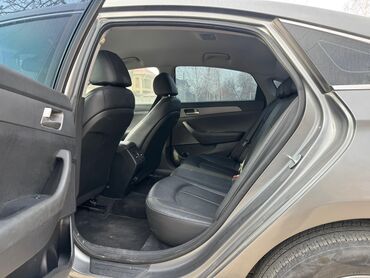 Hyundai: Hyundai Sonata: 2018 г., 2 л, Автомат, Газ, Седан — 8