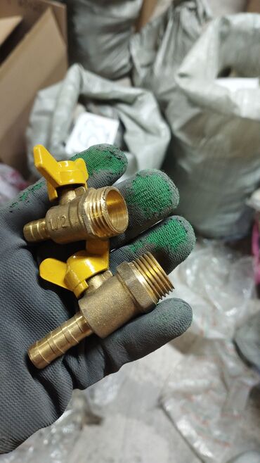 внутренний блок кондиционера: Газовый краник сатылат.Размер1/2 . Латуный. Оптом и розницу. Жеткизип lalafo.kg да внутренний блок кондиционера: Газовый краник сатылат.Размер1/2 . Латуный. Оптом и розницу. Жеткизип