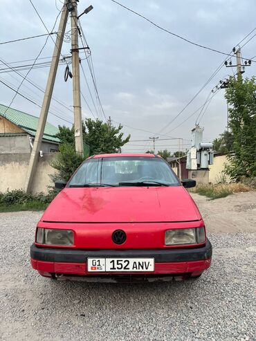 полик на пассат: Автомобиль Volkswagen Passat B3 в кузове универсал, красного цвета