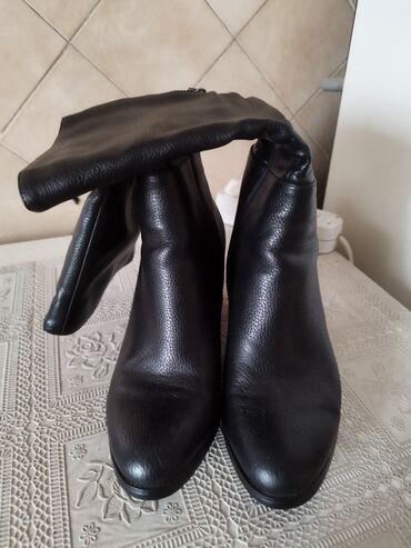женские сапоги на каблуке: Сапоги, 39, цвет - Черный