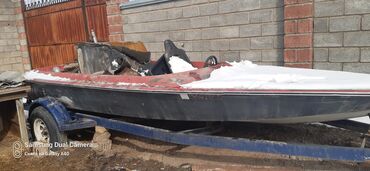 лодка бу: Продаю лодку катер нерабочем состояни под восстоновление или заменить