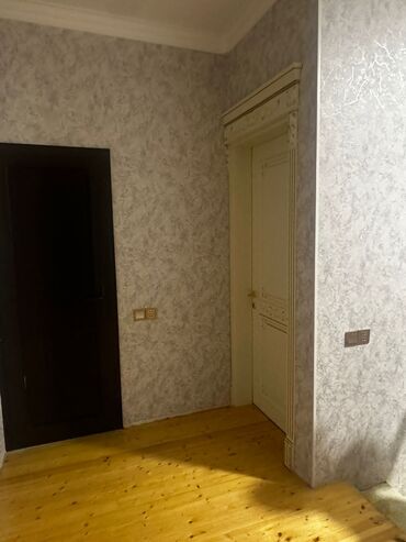 Uzunmüddətli kirayə evlər: 240 kv. m, 4 otaqlı, Kanalizasiya, Kombi, İnternet -da lalafo.az — 16 Uzunmüddətli kirayə evlər: 240 kv. m, 4 otaqlı, Kanalizasiya, Kombi, İnternet — 16