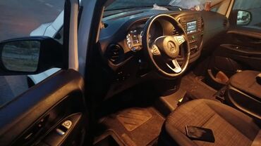 Yük maşınları: Ağ rəngli yük/furqon tipli mikroavtovan Xüsusiyyətlər: - Geniş yan — 31