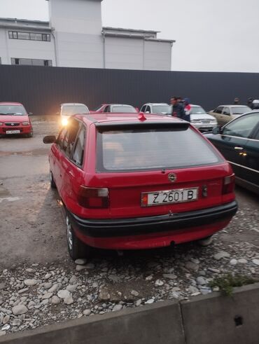 ош опел: Opel Astra: 1992 г., 1.6 л, Механика, Бензин, Хэтчбэк