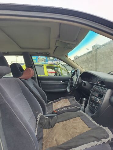 Audi: Audi 100: 1993 г., 2.3 л, Механика, Бензин, Седан — 3