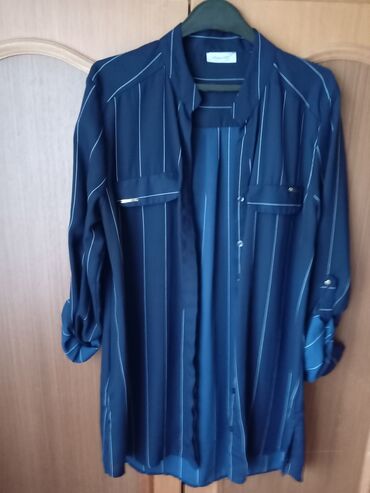 zelena košulja: Ariadna, L (EU 40), Silk, Single-colored at lalafo.rs zelena košulja: Ariadna, L (EU 40), Silk, Single-colored