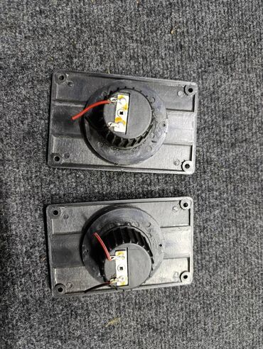 Zvučnici i stereo sistemi: Visokotonci piezo 12x 8 cm. cena je za par — 2