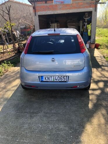 Fiat Grande Punto: 1.3 l. | 2006 έ. | 278528 km. Χάτσμπακ