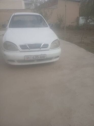 самые дорогие машины в кыргызстане: Daewoo Lanos: 1998 г., 1.8 л, Механика, Бензин, Седан