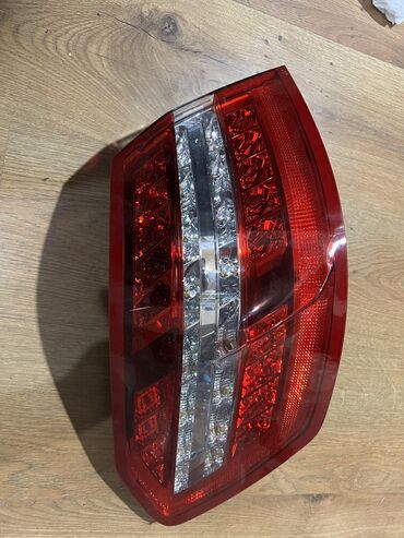 клей машхад 601: Mercedes-Benz 2011 г., Германия