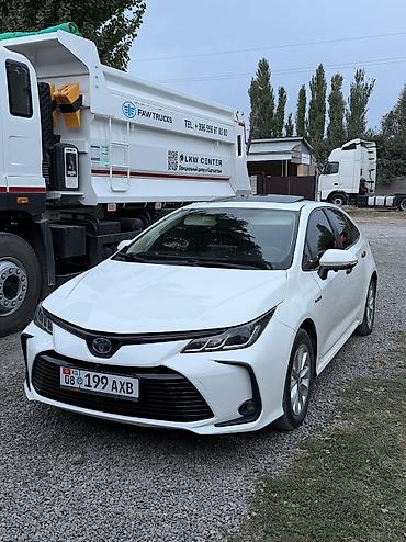 su 7: Toyota Corolla: 2022 г., 1.8 л, Вариатор, Гибрид, Седан — 6