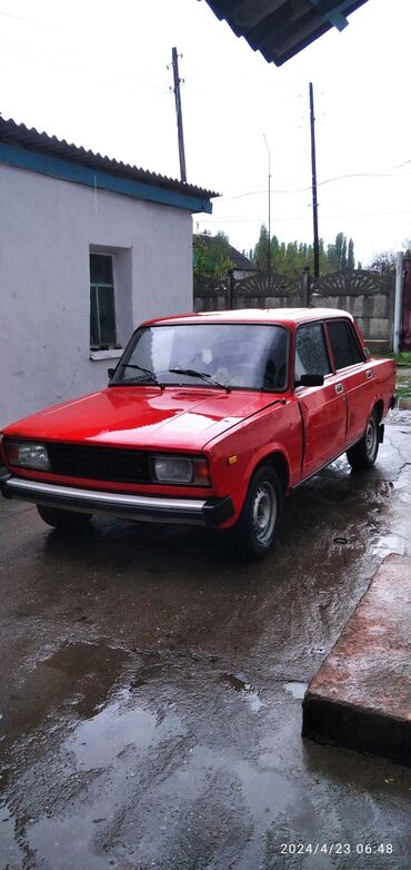 кю 7: ВАЗ (ЛАДА) 2105: 1987 г., 0.7 л, Механика, Бензин
