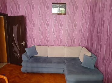 Divanlar: Künc divan, Parça