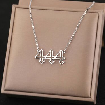 rastegljive pertle za patike: Pendant necklace, Material: Stainless steel