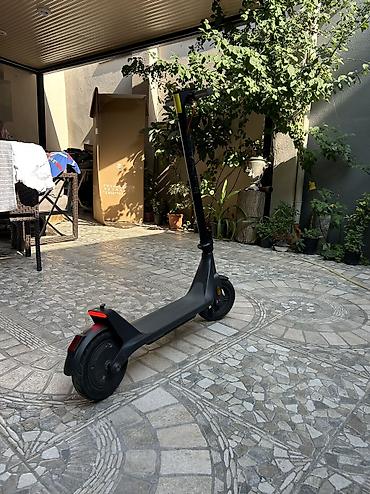 suru: İşlənmiş Elektrik samokat 10", 351 - 500 Vt, 16 - 25 km/s, Ünvandan götürmə — 1