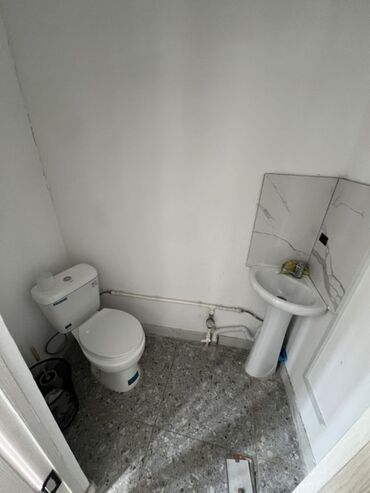аренда кухни с оборудованием: Учкун мкр Сдается в аренду пекарня 65м2 Этаж 1 С ремонтом С