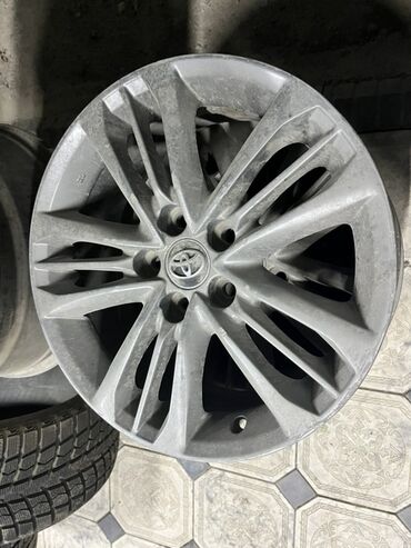 диски на форд транзит: Куйма Дисктер R 17 Toyota, 1 даана, тешиктери - 5, Колдонулган