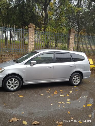 машины хундай: Honda Stream: 2004 г., 0.2 л, Автомат, Бензин, Универсал