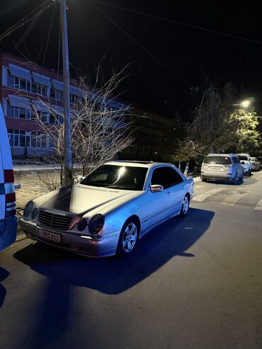 Mercedes-Benz: Mercedes-Benz E-Class: 2000 г., 3.2 л, Типтроник, Бензин, Седан at lalafo.kg — 5 Mercedes-Benz: Mercedes-Benz E-Class: 2000 г., 3.2 л, Типтроник, Бензин, Седан — 5