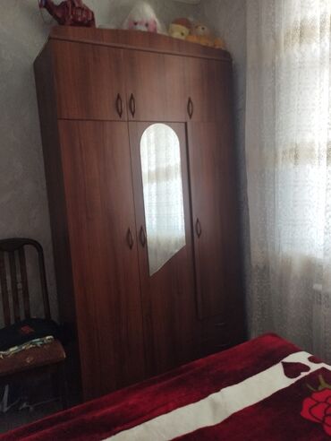 кровать с базой: Двуспальная кровать, Б/у