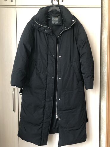 демисезонную куртку: Куртка зимняя, теплая, размер С, большемерит, подойдет на М и Л