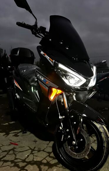 мопеды самурай: Скутер түрү Suzuki, 175 куб. см, Бензин, Жаңы, Бөлүп төлөө менен