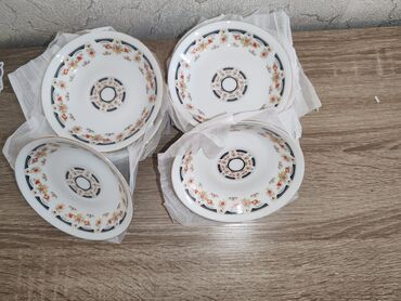 Təcili satılır! Bu dəstə şüşə materialdan hazırlanmış, müxtəlif